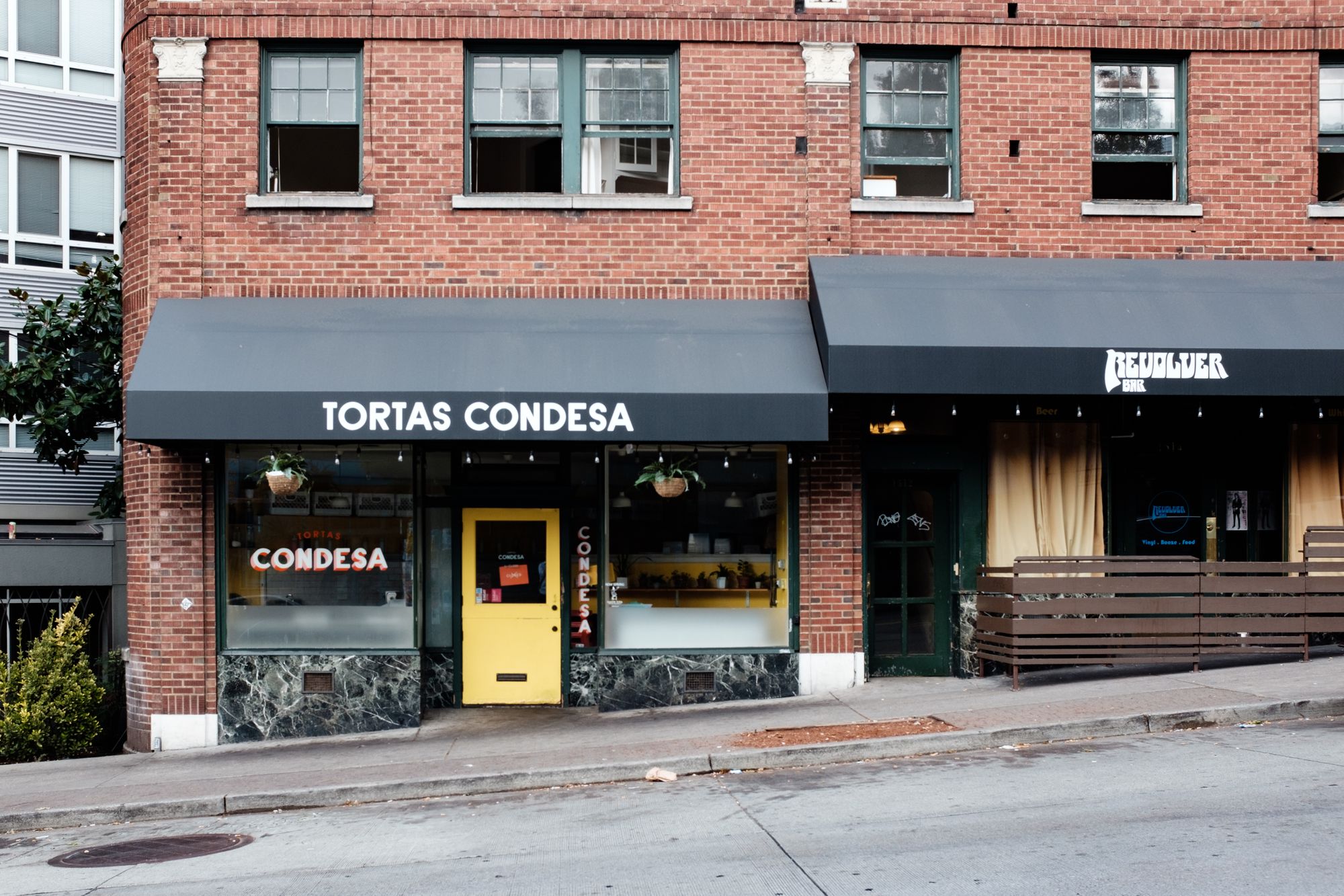 Out of the Shoebox: Tortas Condesa